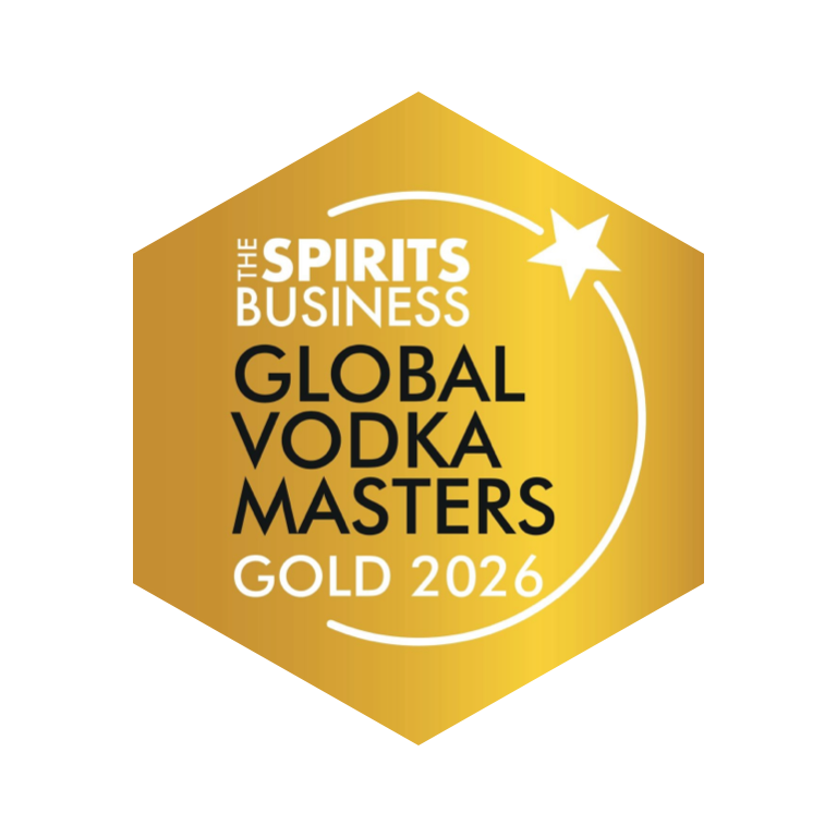 Immagine medaglia 'The Business Spirits - Global Vodka Master' - medaglia d'oro 2026 per il prodotto "VODKA JUNIPERUS" di Distilleria Suttasanta Immagine medaglia 'The Business Spirits - Global Vodka Master' - medaglia d'oro 2026 per il prodotto "VODKA JUNIPERUS" di Distilleria Suttasanta